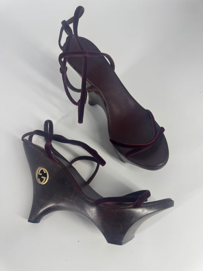 Gucci by Tom Ford 1996 'Geisha' Burgundy Wedges - EU 36-36.5 / US 6-6.5
