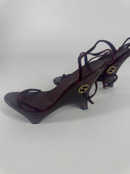 Gucci by Tom Ford 1996 'Geisha' Burgundy Wedges - EU 36-36.5 / US 6-6.5